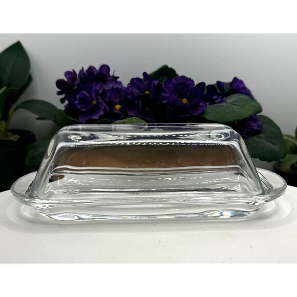 Clear Glass Butter Dish With Lid - Picture 4 of 4